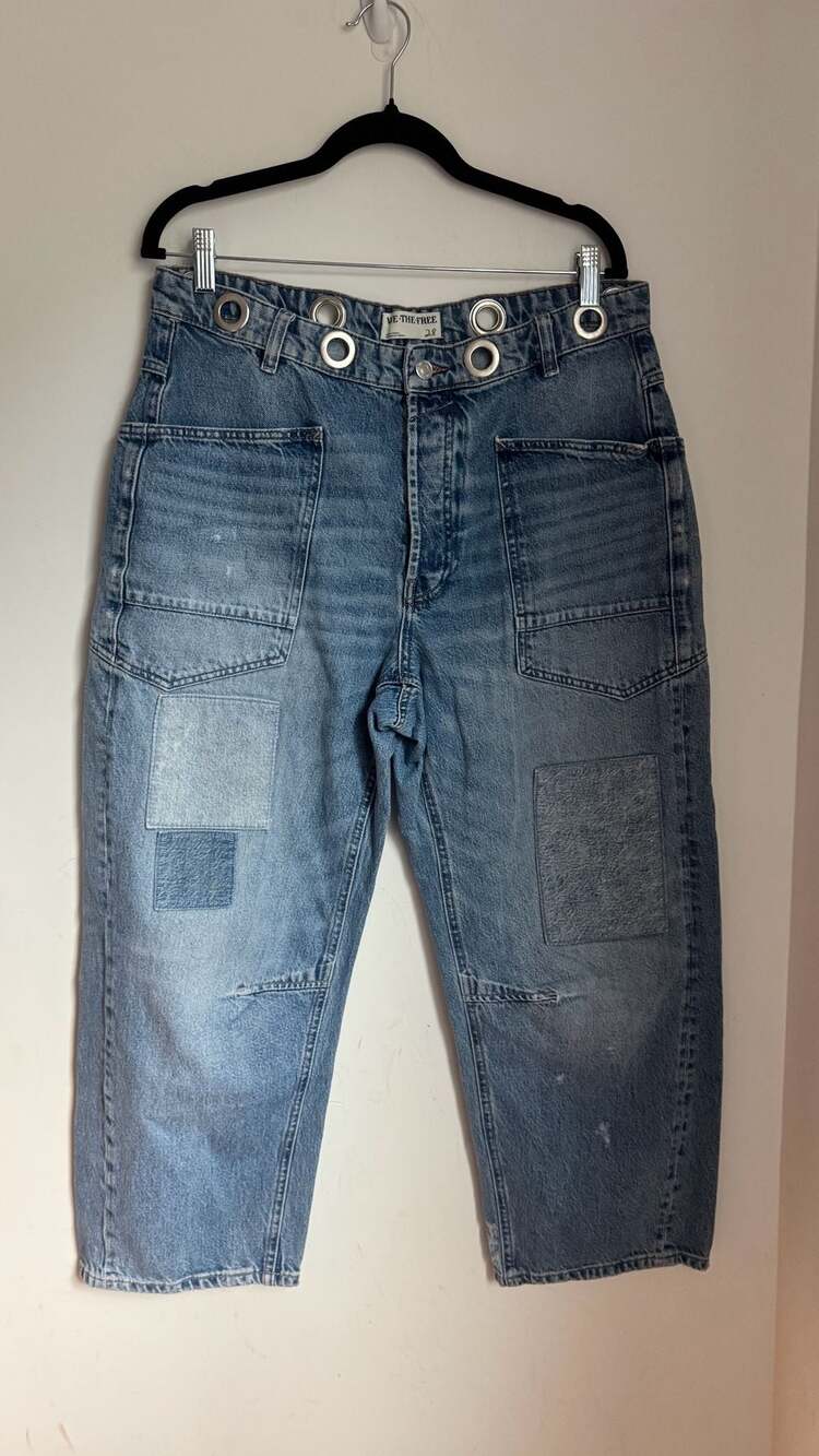 We The Free Moxie Barrel Jeans Size 28 Blue Patchwork Low Slung Denim